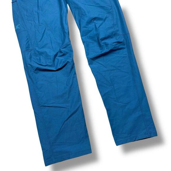 New Arc’teryx Konseal Pant Women’s Sz 10 Serene Green Outdoor Hiking Zip Pockets - Picture 4 of 15